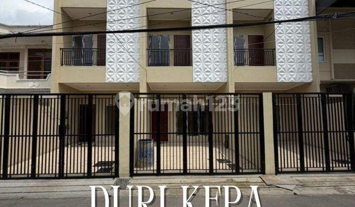 Dijual Cepat Rumah Baru Lokasi Sangat Strategis di Duri Kepa, Jakarta Barat