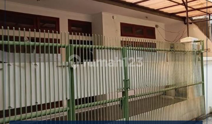 Dijual Murah - Rumah Tinggal Siap Huni Lokasi Sangat Strategis & Bisa Kpr Di Tanjung Duren, Jakarta Barat