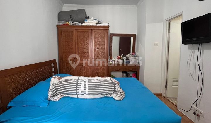 Dijual Cepat Apartemen 3+1Br Semi Furnished Lantai Tinggi di Apartemen Mediterania Garden 2, Jakarta Barat 2