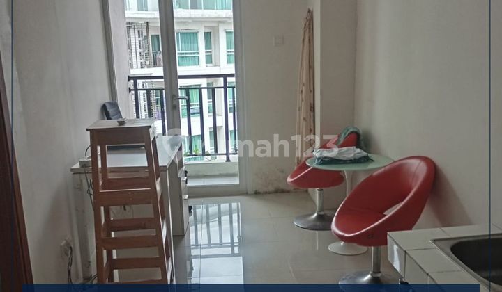 Dijual Murah - Apartemen 1br Lokasi Sangat Strategis View Swimming Pool Di Apartemen Woodland Park Residence, Jakarta Selatan