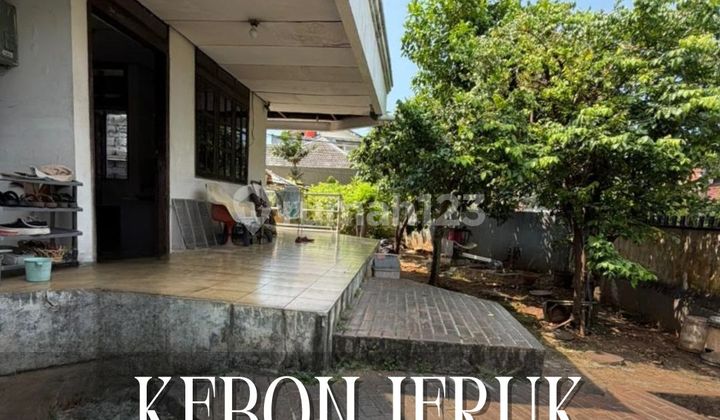 Dijual Cepat Rumah Luas Posisi Hoek Lokasi Strategis di Kebon Jeruk, Jakarta Barat 1