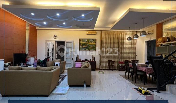 For Quick Sale, Nice House Furnished Ready to Live In, Highly Strategic Location in Johar Golf, PIK