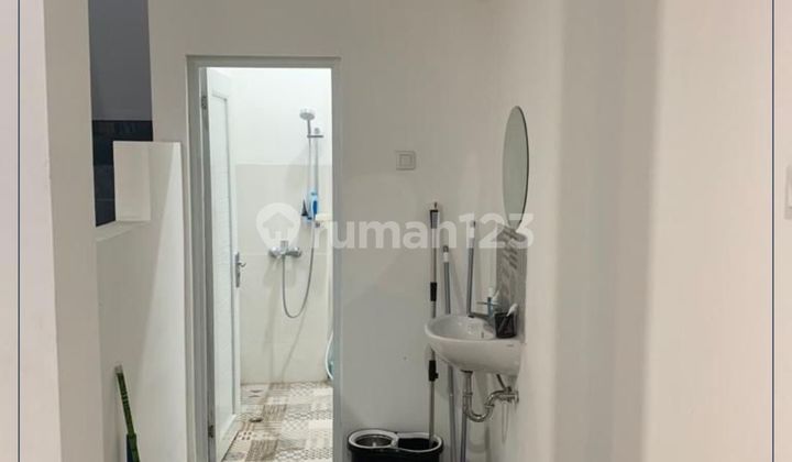 Dijual Cepat - Ruko Gandeng Rapih Lokasi Sangat Strategis Cocok Untuk Gudang & Bisa Kpr Di Taman Sari, Jakarta Barat Dijual Cepat - Ruko Gandeng Rapih Lokasi Sangat Strategis Cocok Untuk Gudang & Bisa Kpr Di Taman Sari, Jakarta Barat