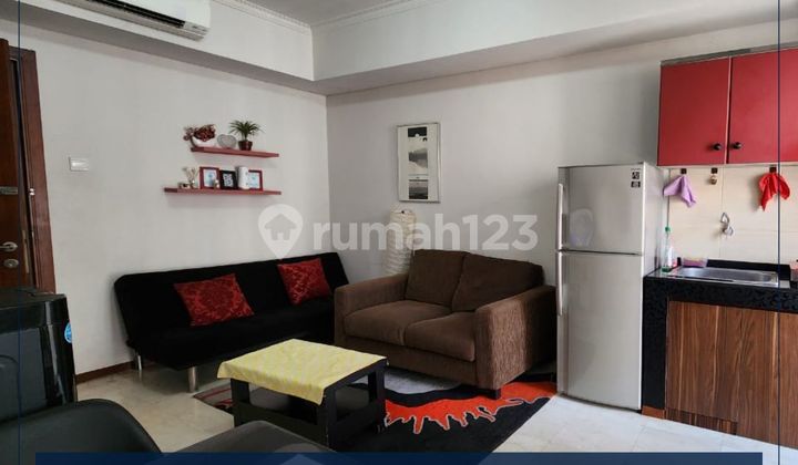 Dijual Murah - Apartemen 2BR Full Furnished Lantai Tinggi Dekat Mall Central Park / Neo Soho & Bisa KPR Di Grogol Petamburan, Jakarta Barat