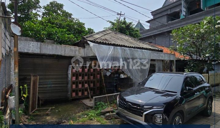 Dijual Cepat - Rumah Hitung Tanah Lokasi Sangat Strategis Row Jalan 2 Mobil Di Batu Ceper, Tangerang