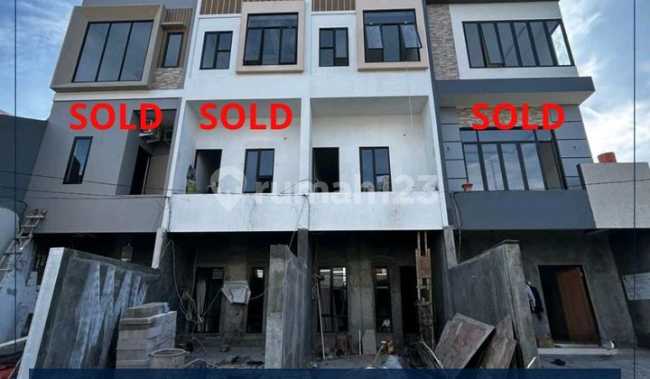 For Sale!! Brand New Ruko Indraloka Lokasi Sangat Strategis Cocok Untuk Berbagai Jenis Usaha Di Jelambar, Jakarta Barat