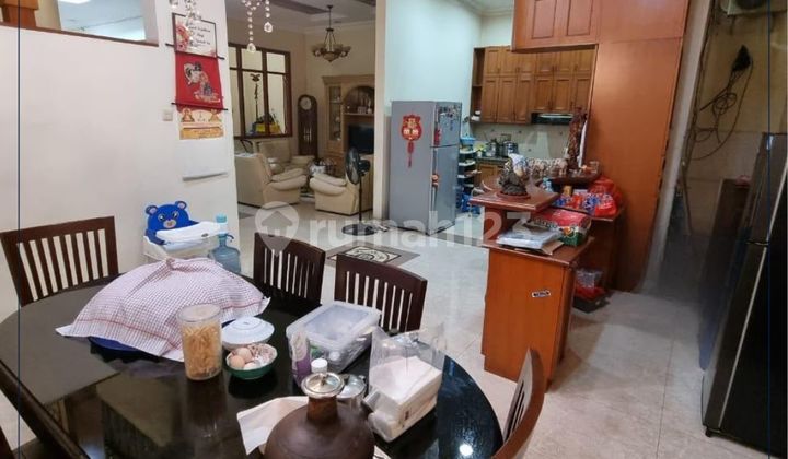 Dijual Cepat - Rumah Bagus Siap Huni Lokasi Sangat Strategis Bangunan 3 Lantai & Bisa KPR Di Mangga Besar, Jakarta Barat 2