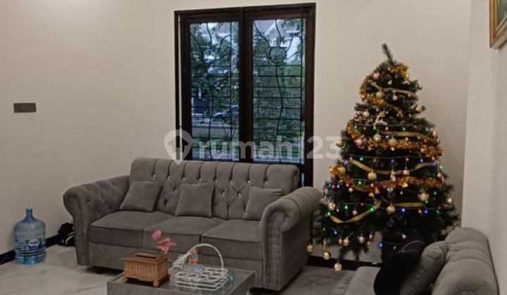 Quick Sale Semi-Furnished Luxury Cluster House Ready to Occupy in Aralia Cluster, Harapan Indah 2