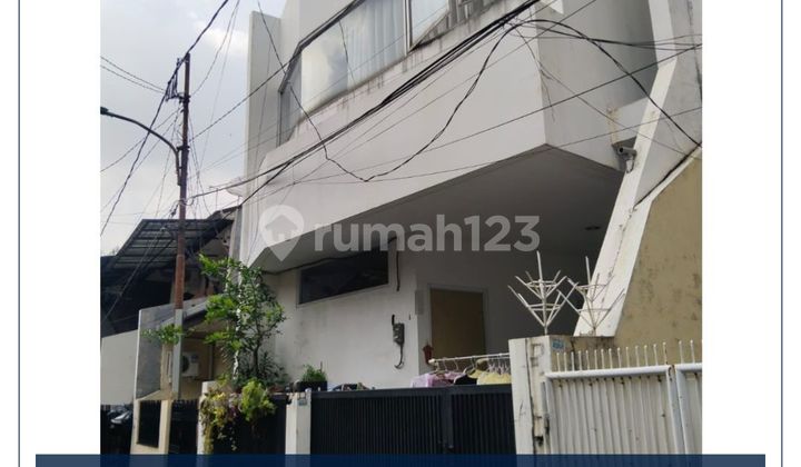 Dijual Murah Rumah Tinggal Siap Huni Bangunan 2 Lantai Lokasi Strategis Di Tanjung Duren, Jakarta Barat
