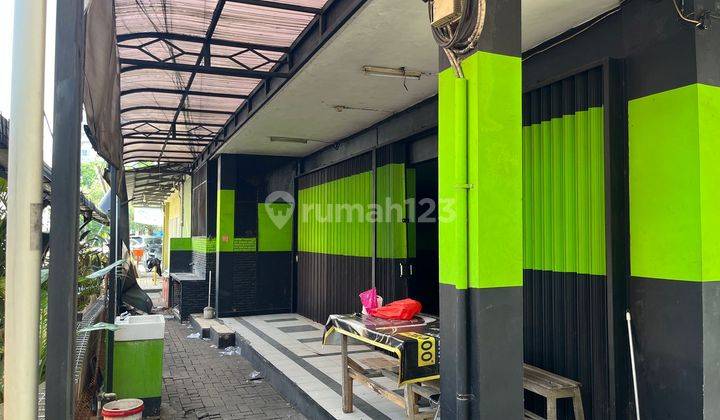 Disewakan Ruko Hoek di Pinggir Jalan Utama Kayuringin Bekasi  2