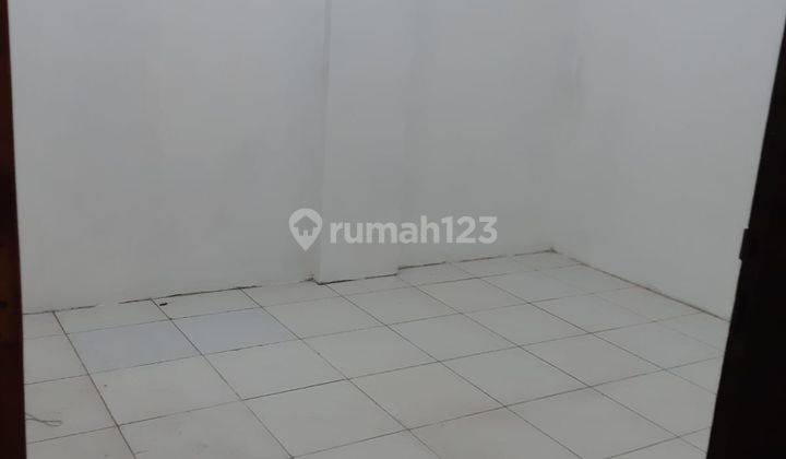 Rumah Kontrakan Bagus Unfurnished Di Daerah Jakarta Pusat  2