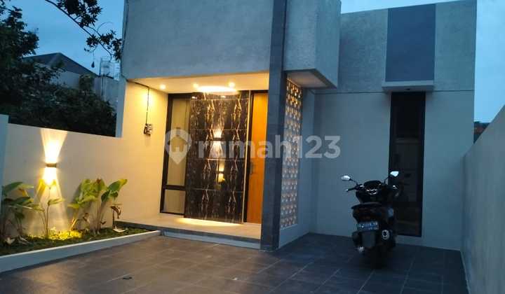 Rumah Siap Huni di Area Maguwoharjo Sleman 6 Menit ke Kampu Sanata Dharma Rumah Siap Huni di Area Maguwoharjo Sleman 6 Menit ke Kampu Sanata Dharma