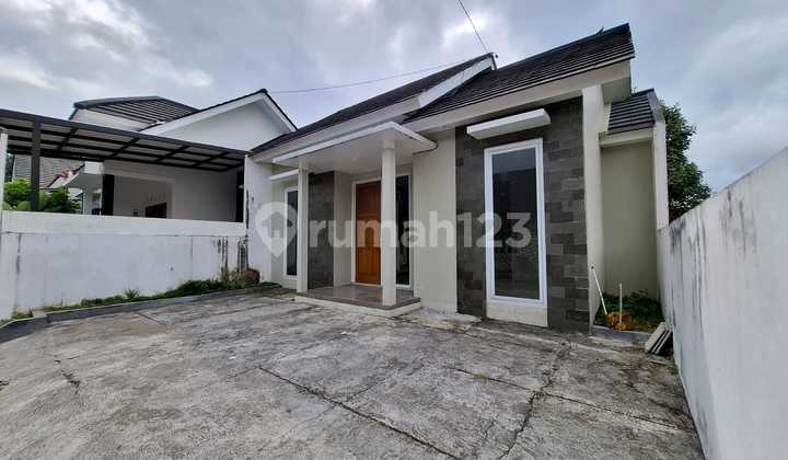 Rumah Siap Huni Sleman 3 Kt Akses Mudah ke Jl Kadisoka