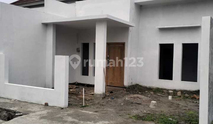 Modern Limasan Roof House Free Canopy + Fence! Only around 700 Million Near Pakuwon Mall Modern Limasan Roof House Free Canopy + Fence! Only around 700 Million Near Pakuwon Mall