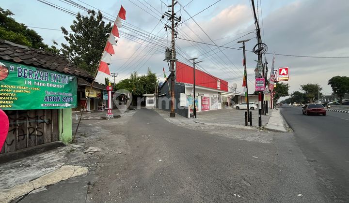 Rare Find! Rp 495 Million House in the Center of Sleman City Rare Find! Rp 495 Million House in the Center of Sleman City