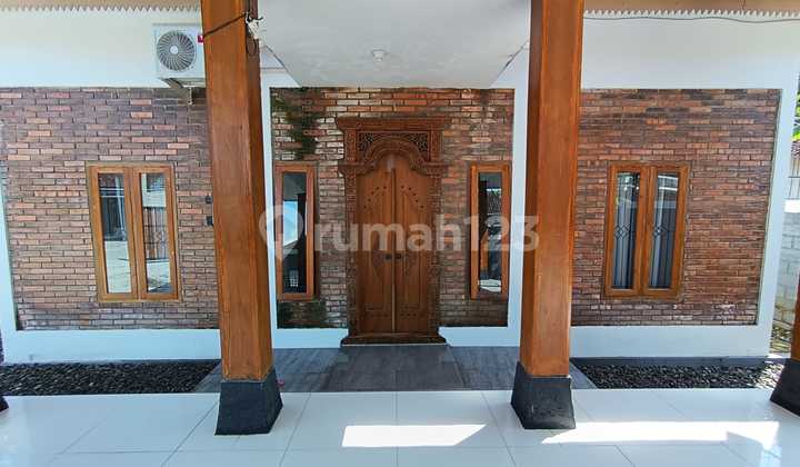 Joglo Jawa Modern – Hunian Idaman Bernilai Seni Tinggi! Lokasi dekat Exit Tol Prambanan