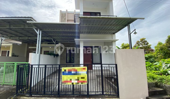 Termurah Rumah Siap Huni 2 Lantai di Triharjo Sleman Harga Mulai 700 Jt-An Termurah Rumah Siap Huni 2 Lantai di Triharjo Sleman Harga Mulai 700 Jt-An
