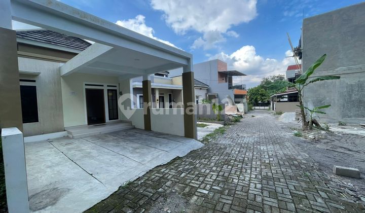 Promo Bulan Mei! Rumah Siap Huni Hanya Selangkah Dari Kampus Uii & Sekolah Al - Azhar