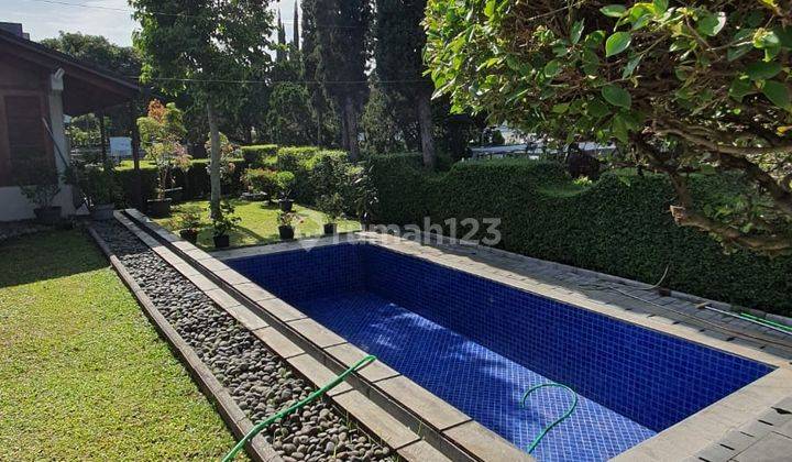 Rumah Luas Cozy With Pool di Cluster Budi Asih Setiabudi Bandung 1