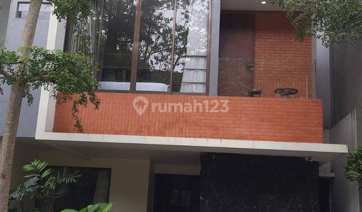 Rumah Cantik Nyaman Full Furnish di Komplek Pramesta Dago Bandung 1