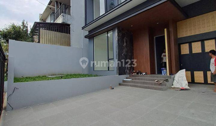 Rumah Modern New Home Furnish di Cluster Setra Duta Bandung 1