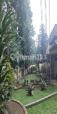 Lahan + Rumah Depan Taman Kebayoran Baru,Jakarta Selatan