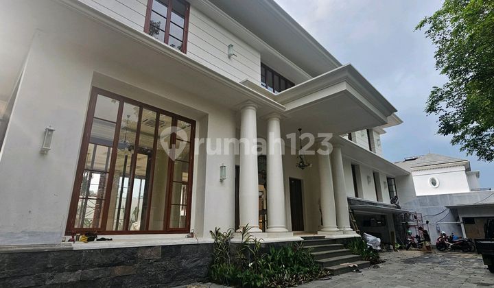 Hunian Mewah dan Baru di Kemang Dalam