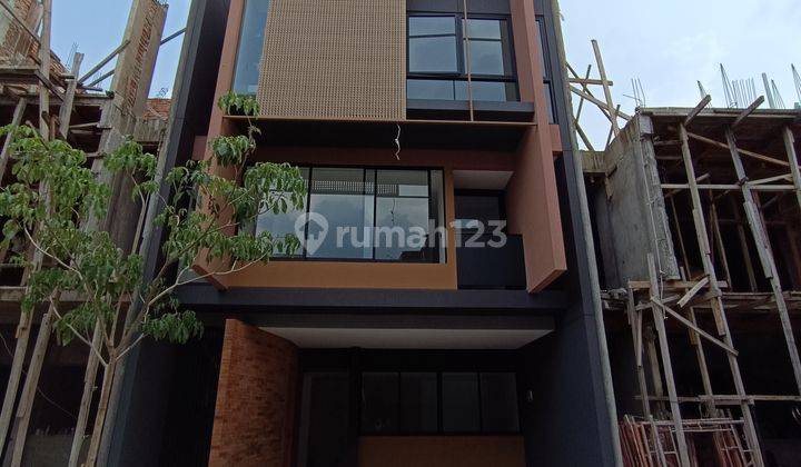 Rumah Dalam Townhouse Area Jeruk Purut, Jakarta Selatan 1