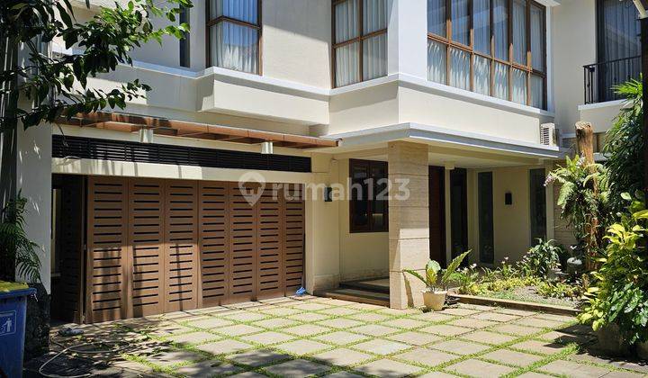 Rumah Minimalis Tropis di Townhouse Ampera, Jakarta Selatan 1