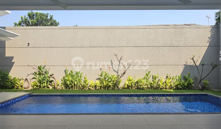 Rumah Baru Modern Klasik Di Cilandak, Jaksel 2