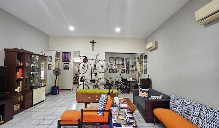 Rumah Klasik Di Area Kemang,jakarta Selatan 2