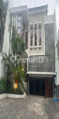 Disewa Rumah Minimalis Di Kemang Dalam, Jaksel