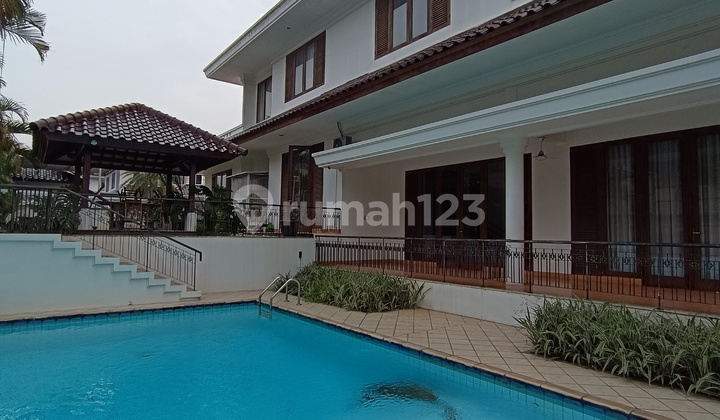Rumah Modern Classicdi Area Pejaten Barat 2