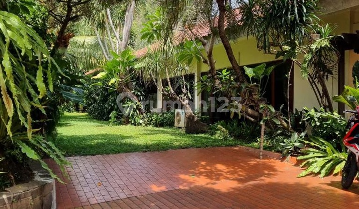 Rumah Klasik 1 Lantai Di Area Bangka Jakarta Selatan