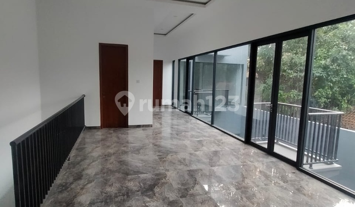 Dijual - Pondok Labu, Cilandakrumah Minimalis  2