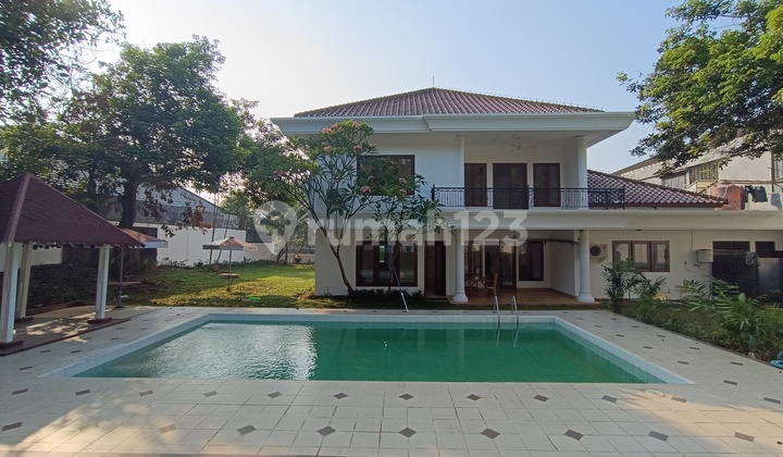 Lahan Luas Bonus Rumahdi Area Kemang, Jakarta Selatan 2