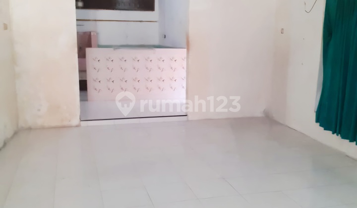 House for 700 million in Cirebon City, near the Station and with PGN Natural Gas. 2