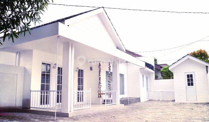Rumah Gaya Modern Glass House 2 Menit ke SPK KINDERFIELD SCHOOL Cirebon 2