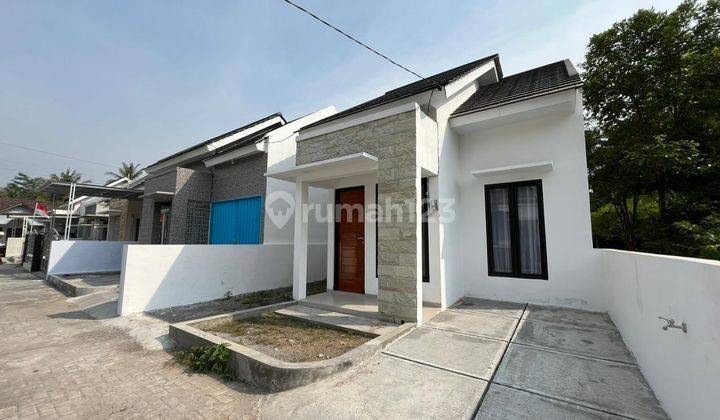 Rumah Modern Dan Luas Di Sleman 5 Menit Ke Jl Magelang 1