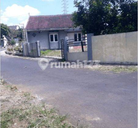 rumah murah tengah kota siap huni dekat kampus Undip dekat tol di villa krista mansion banyumanik semarang selatan
 1