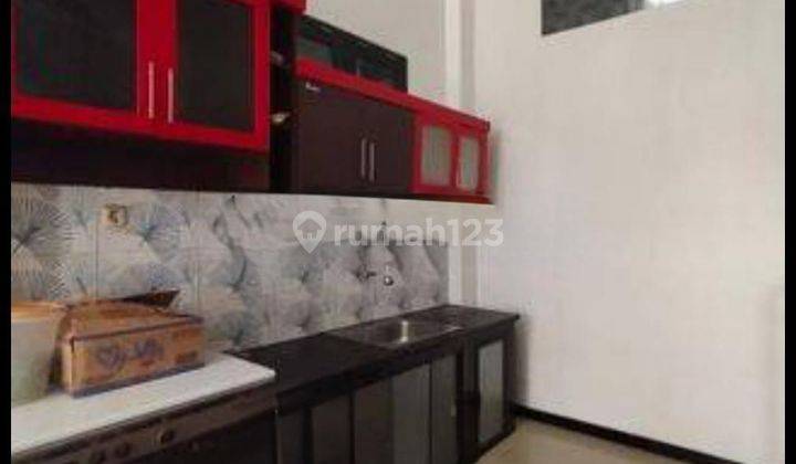 dapur rumah bagus minimalis tengah kota
