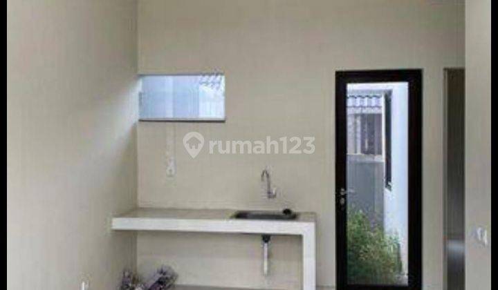 rumah murah modern minimalis tengah kota Semarang siap huni dekat kampus Unimus Undip dijual di citragrand sambiroto tembalang semarang selatan 2