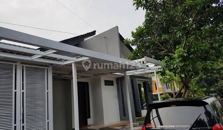 Rumah minimalis tengah kota Semarang siap huni dekat Undip dekat tol dijual di Taman Setiabudi Banyumanik Semarang Selatan 1