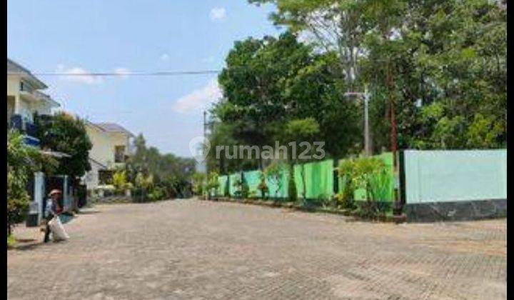 Rumah tengah kota dekat Undip disewakan di Griya Tembalang Sejahtera Tembalang Semarang selatan 2