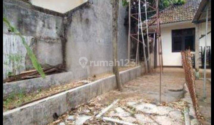 Rumah besar tengah kota Semarang dekat pintu tol dekat kampus Undip di Nangka Banyumanik Semarang Selatan 2