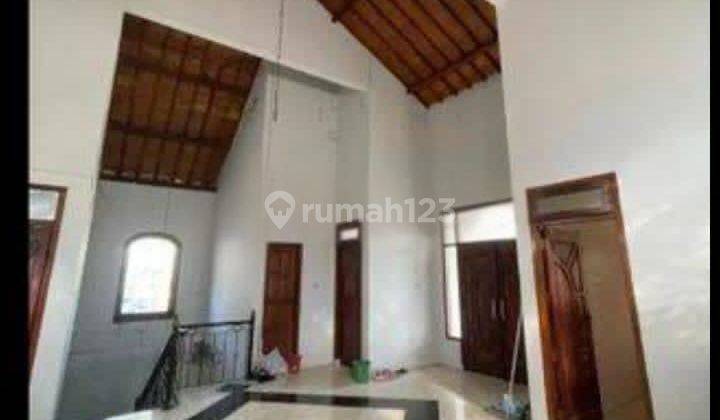 Rumah tengah kota Semarang ada view bagus siap huni dekat kampus Undip dekat tol dijual di Bukit sari Semarang selatan 1