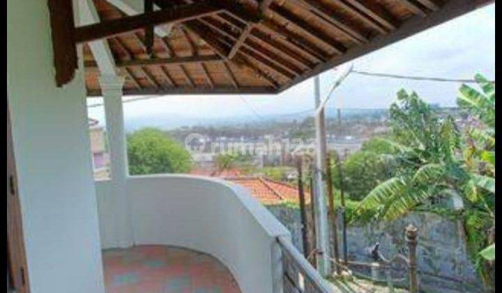 Rumah tengah kota Semarang ada view bagus siap huni dekat kampus Undip dekat tol dijual di Bukit sari Semarang selatan 2