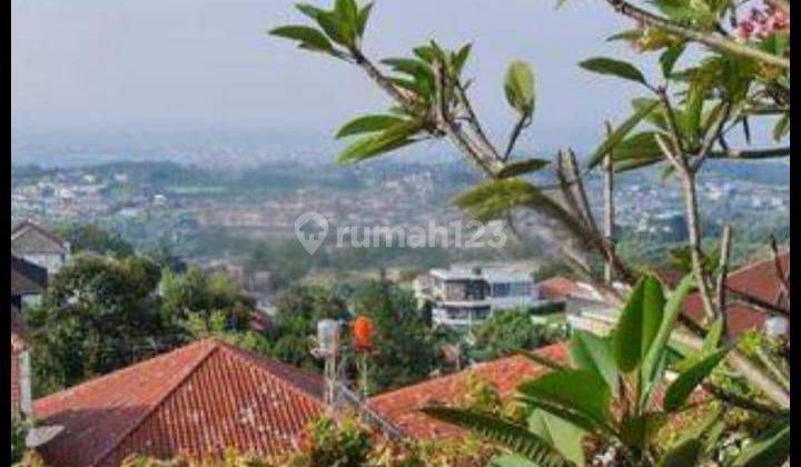 Rumah mewah elit minimalis modern tengah kota Semarang ada view bagus siap huni dekat kampus Undip dekat tol di Bukit Sari Semarang atas 2