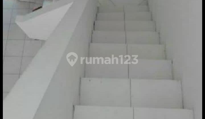 Ruko strategis tengah kota Semarang siap pakai daerah Pecinan dekat pasar dekat simpang lima cocok untuk kuliner disewakan di Beteng Kranggan Semarang tengah 2