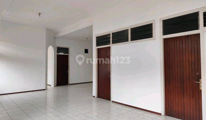 Rumah Besar Luas Tengah Kota Semarang Pusat Kota Dekat Bandara Dekat Rs Kariadi Cocok Untuk Kantor Atau Rumah Disewakan Di Puspanjolo Semarang Barat